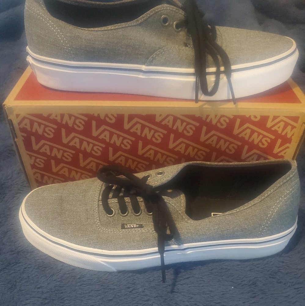 Gray authentic Van's size 9.5m